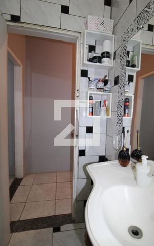 Casa à venda com 180m², 2 quartos e 3 vagasBanheiro Social