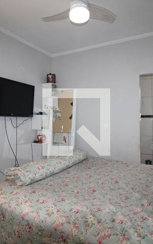 Casa à venda com 180m², 2 quartos e 3 vagasQuarto 2 (suíte)