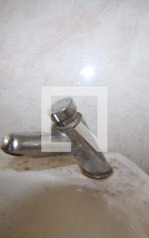 Casa à venda com 180m², 2 quartos e 3 vagasBanheiro do Salão