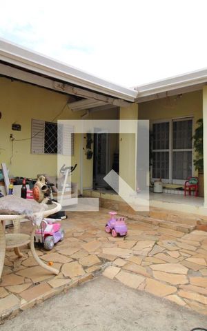 Casa à venda com 180m², 2 quartos e 3 vagasQuintal