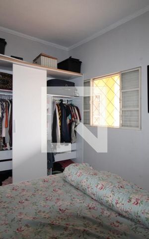 Casa à venda com 180m², 2 quartos e 3 vagasQuarto 2 (suíte)
