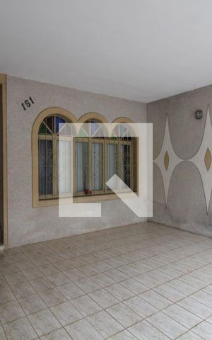 Casa à venda com 198m², 3 quartos e 2 vagasGaragem