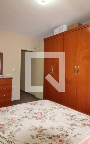 Casa à venda com 198m², 3 quartos e 2 vagasQuarto