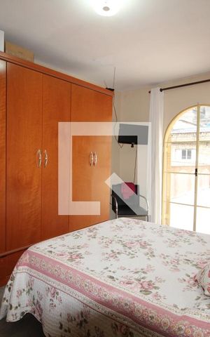 Casa à venda com 198m², 3 quartos e 2 vagasQuarto
