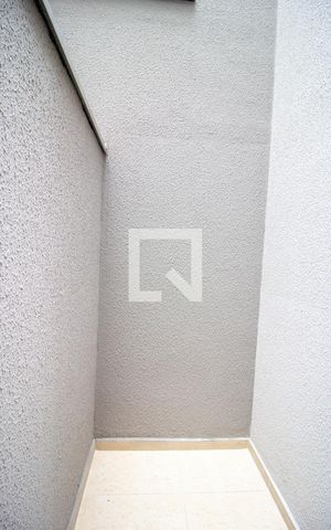 Studio para alugar com 28m², 1 quarto e sem vaga Studio para alugar com 28m², 1 quarto e sem vagaVaranda