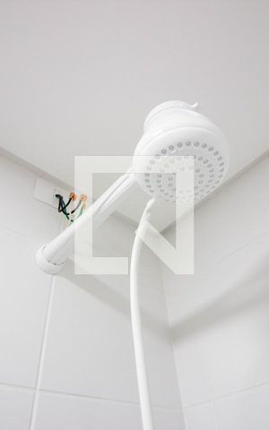 Studio para alugar com 28m², 1 quarto e sem vaga Studio para alugar com 28m², 1 quarto e sem vagaBanheiro