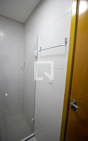 Studio para alugar com 28m², 1 quarto e sem vaga Studio para alugar com 28m², 1 quarto e sem vagaBanheiro