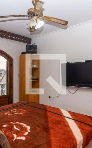 Casa à venda com 425m², 3 quartos e 8 vagas Casa à venda com 425m², 3 quartos e 8 vagasSuíte 2