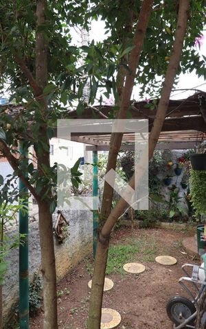 Casa à venda com 180m², 2 quartos e 3 vagasQuintal