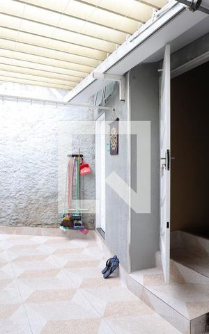 Casa à venda com 180m², 2 quartos e 3 vagasQuintal