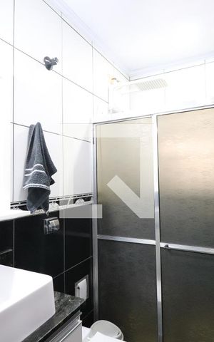 Casa à venda com 180m², 2 quartos e 3 vagasBanheiro