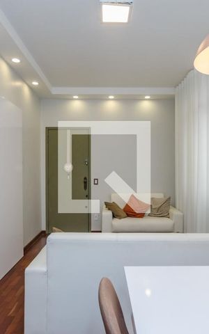 Apartamento à venda com 130m², 3 quartos e 1 vaga Apartamento à venda com 130m², 3 quartos e 1 vagaSala