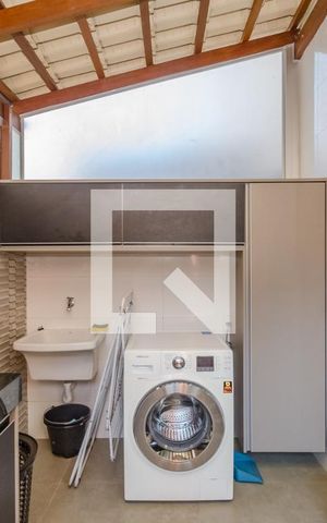 Apartamento à venda com 130m², 3 quartos e 1 vaga Apartamento à venda com 130m², 3 quartos e 1 vagaÁrea de Serviço