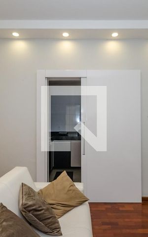 Apartamento à venda com 130m², 3 quartos e 1 vaga Apartamento à venda com 130m², 3 quartos e 1 vagaSala