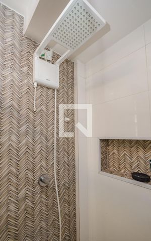 Apartamento à venda com 130m², 3 quartos e 1 vaga Apartamento à venda com 130m², 3 quartos e 1 vagaBanheiro da Suíte