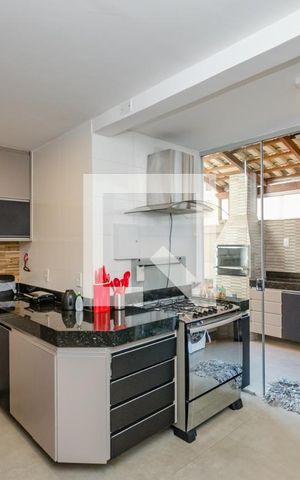 Apartamento à venda com 130m², 3 quartos e 1 vaga Apartamento à venda com 130m², 3 quartos e 1 vagaCozinha