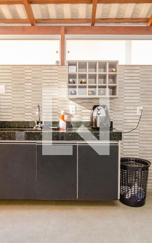 Apartamento à venda com 130m², 3 quartos e 1 vaga Apartamento à venda com 130m², 3 quartos e 1 vagaÁrea de Serviço
