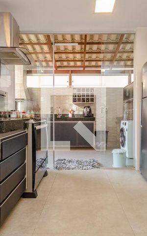 Apartamento à venda com 130m², 3 quartos e 1 vaga Apartamento à venda com 130m², 3 quartos e 1 vagaCozinha