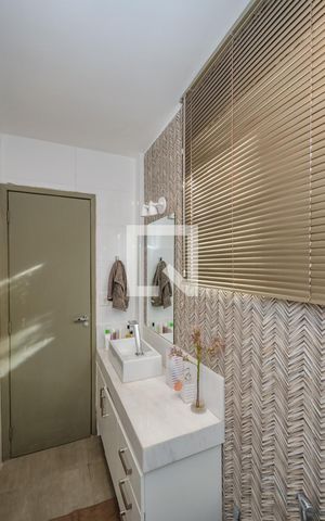 Apartamento à venda com 130m², 3 quartos e 1 vaga Apartamento à venda com 130m², 3 quartos e 1 vagaBanheiro da Suíte
