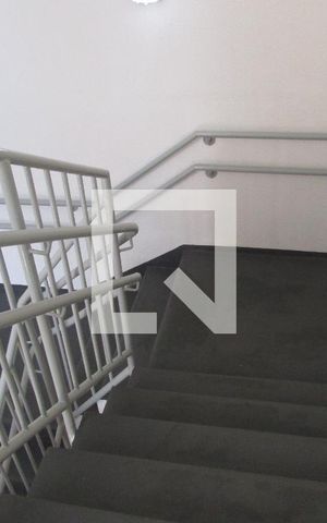 Apartamento para alugar com 49m², 2 quartos e 1 vagaEscada