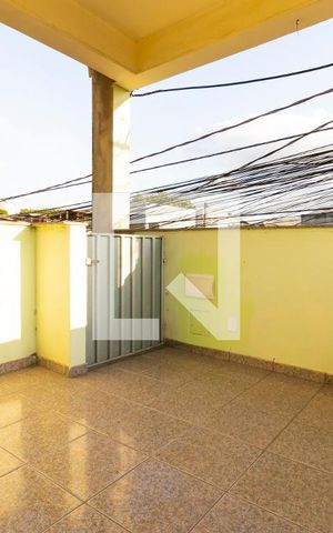 Casa para alugar com 180m², 2 quartos e sem vagaVaranda