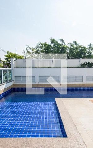 Apartamento para alugar com 52m², 1 quarto e 1 vagaPiscina