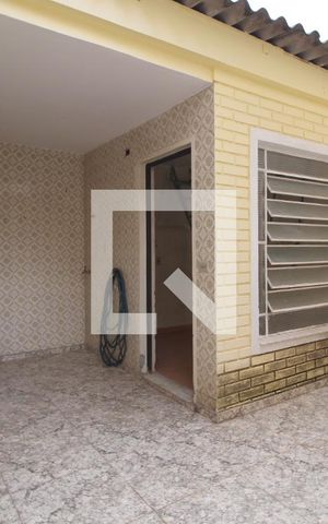 Casa para alugar com 240m², 3 quartos e 5 vagasQuintal