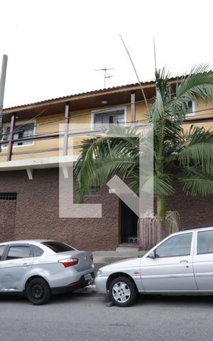 Casa à venda com 180m², 2 quartos e 5 vagasFachada