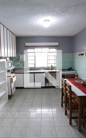 Casa à venda com 180m², 2 quartos e 5 vagasCozinha