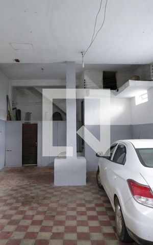 Casa à venda com 180m², 2 quartos e 5 vagasGaragem