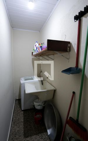 Casa à venda com 180m², 2 quartos e 5 vagasÁrea de Serviço