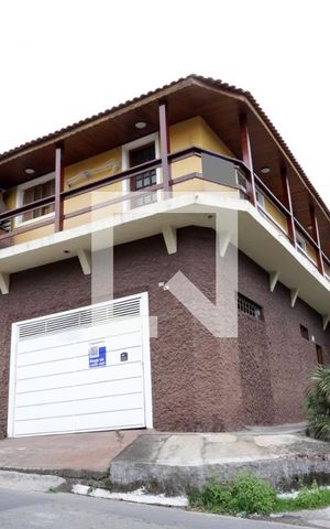 Casa à venda com 180m², 2 quartos e 5 vagasFachada