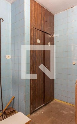 Casa à venda com 100m², 2 quartos e 3 vagas Casa à venda com 100m², 2 quartos e 3 vagasÁrea de Serviço