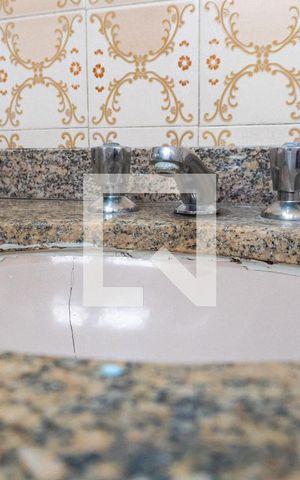 Casa à venda com 300m², 5 quartos e 4 vagasBanheiro Social Detalhe