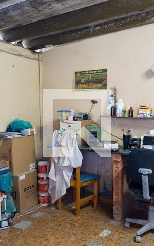 Casa à venda com 300m², 5 quartos e 4 vagasQuarto de Serviço