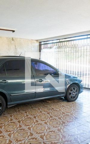 Casa à venda com 300m², 5 quartos e 4 vagasGaragem