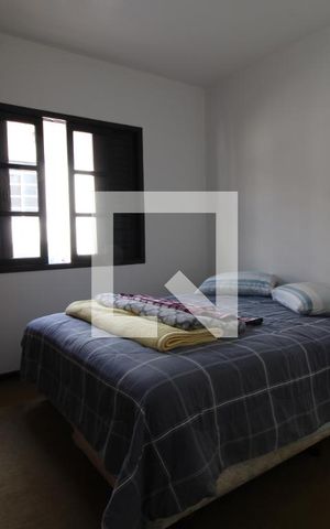 Casa à venda com 115m², 3 quartos e 2 vagasSuíte