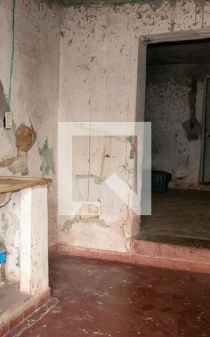 Casa à venda com 360m², 3 quartos e 4 vagasQuarto de Serviço