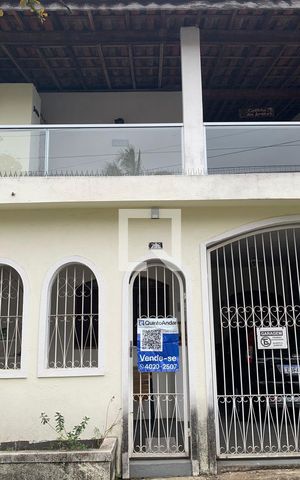Casa à venda com 360m², 3 quartos e 4 vagasFachada