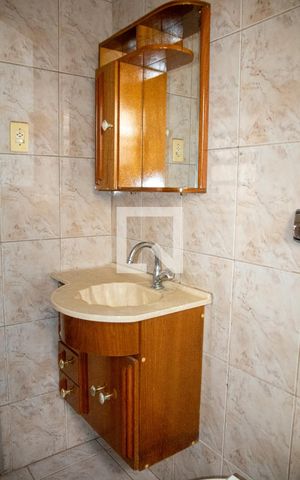 Casa à venda com 360m², 3 quartos e 4 vagasBanheiro 2