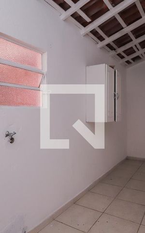Casa à venda com 200m², 3 quartos e 1 vagaÁrea de Serviço