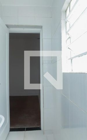 Casa à venda com 200m², 3 quartos e 1 vagaBanheiro 1