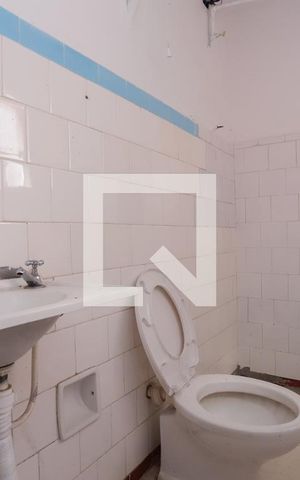 Casa à venda com 200m², 3 quartos e 1 vagaBanheiro de Serviço