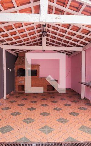 Casa à venda com 200m², 3 quartos e 1 vagaQuintal