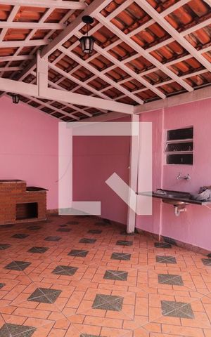 Casa à venda com 200m², 3 quartos e 1 vagaQuintal