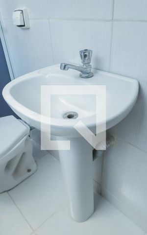 Casa à venda com 200m², 3 quartos e 1 vagaBanheiro 1