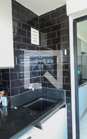 Apartamento à venda com 57m², 2 quartos e sem vaga Apartamento à venda com 57m², 2 quartos e sem vagaÁrea de Serviço