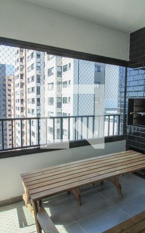 Apartamento à venda com 57m², 2 quartos e sem vaga Apartamento à venda com 57m², 2 quartos e sem vagaVaranda