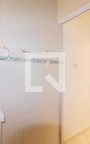 Apartamento à venda com 45m², 2 quartos e sem vagaBanheiro