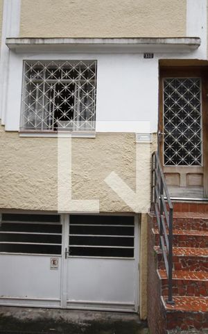 Casa à venda com 120m², 2 quartos e 1 vagaFachada
